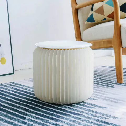 可摺疊小圓櫈 │ 風琴牛皮紙折疊家具 | ihpaper - Design Chicken創意購物平台