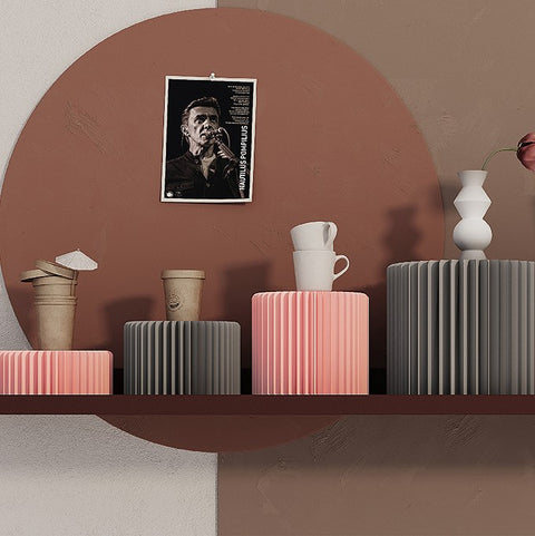 【即將推出】台面圓柱微展台 │ 風琴牛皮紙折疊家具 | ihpaper - Design Chicken